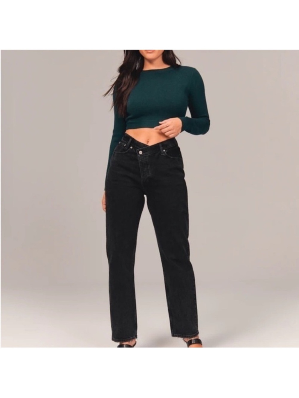 Abercrombie & Fitch Straight Leg Jeans in Black